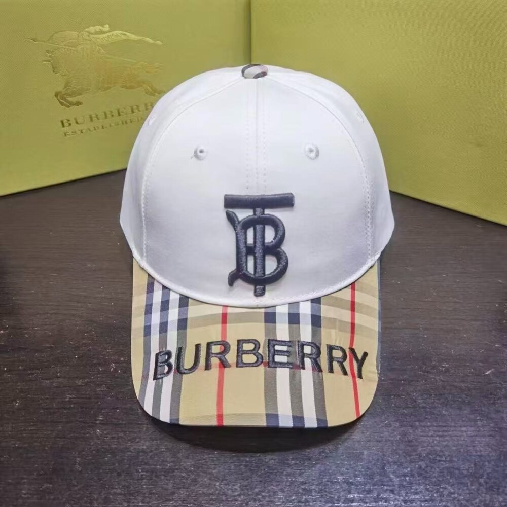 Burberry TB Monogram Vintage Check Baseball Cap
